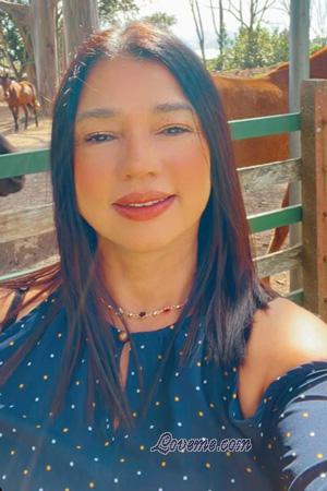 Ladies of Costa Rica