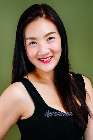 225541 - Jeeranan Age: 43 - Thailand