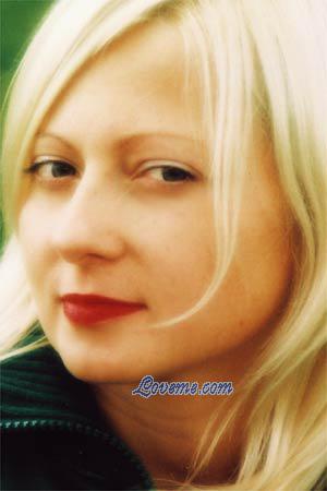 81072 - Olga Age: 38 - Russia